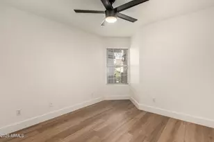 3129 E Oraibi Dr, Phoenix, AZ 85050 - Photo 22