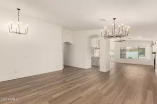 3129 E Oraibi Dr, Phoenix, AZ 85050 - Photo 12