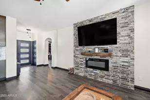 19623 W Meadowbrook Ave, Litchfield Park, AZ 85340 - Photo 2