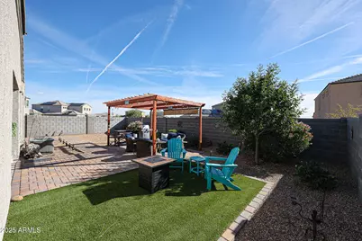30659 W Amelia Avenue, Buckeye, AZ 85396 - Photo 32