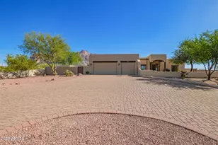 945 N Mountain View Rd, Apache Junction, AZ 85119 - Photo 2