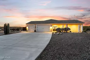 4045 Black Mountain Rd, Wickenburg, AZ 85390 - Photo 6