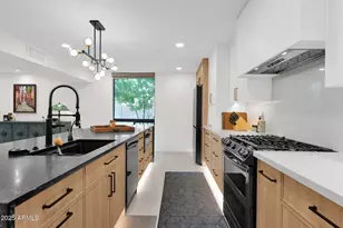 4834 E Earll Dr E, Phoenix, AZ 85018 - Photo 14