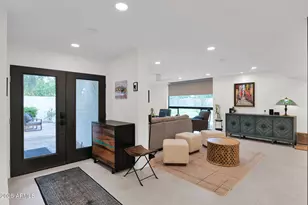 4834 E Earll Dr E, Phoenix, AZ 85018 - Photo 4