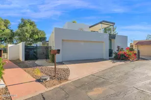 4834 E Earll Dr E, Phoenix, AZ 85018 - Photo 2