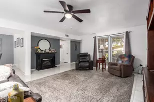 17611 N 102nd Dr, Sun City, AZ 85373 - Photo 4