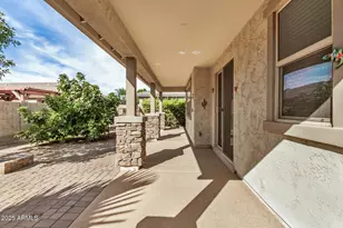 242 N Crosscreek Dr, Chandler, AZ 85225 - Photo 20