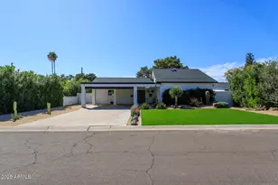 3314 N 61st Pl, Scottsdale, AZ 85251 - Photo 1