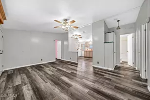 19401 N 7th St, Phoenix, AZ 85024 - Photo 8