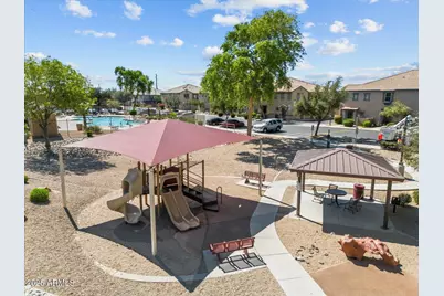 1441 N 80th Lane, Phoenix, AZ 85043 - Photo 4
