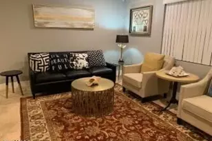 4632 N 49th Pl, Phoenix, AZ 85018 - Photo 10