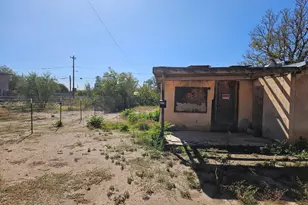 325 E 8th St, Douglas, AZ 85607 - Photo 2