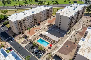 7930 E Camelback Rd, Scottsdale, AZ 85251 - Photo 52