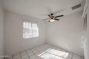 3408 W Port Au Prince Ln, Phoenix, AZ 85053 - Photo 16