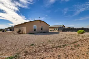 466 Baskin Dr, Morristown, AZ 85342 - Photo 16