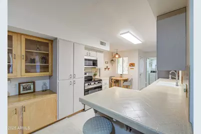 10240 W Concord Avenue, Sun City, AZ 85351 - Photo 10