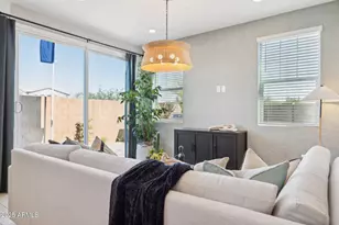 5878 E Zachary Dr, Phoenix, AZ 85054 - Photo 2