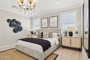 5878 E Zachary Dr, Phoenix, AZ 85054 - Photo 14