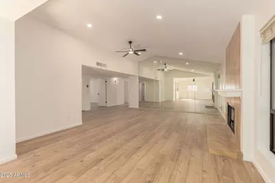 26601 S Saddletree Drive, Sun Lakes, AZ 85248 - Photo 8