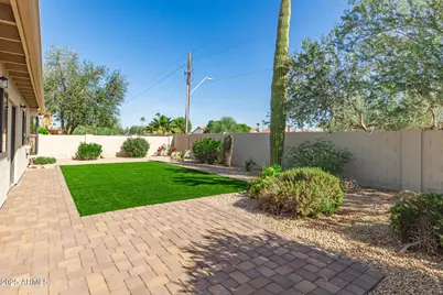 26601 S Saddletree Drive, Sun Lakes, AZ 85248 - Photo 28