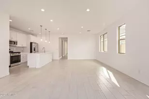 5338 W Royal Palm Rd, Glendale, AZ 85302 - Photo 10