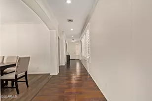 7411 S 25th Dr, Phoenix, AZ 85041 - Photo 8