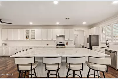 7411 S 25th Drive, Phoenix, AZ 85041 - Photo 14