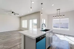 12503 W Cabrillo Dr, Arizona City, AZ 85123 - Photo 6