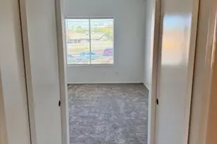 2201 N Comanche Dr, Chandler, AZ 85224 - Photo 20