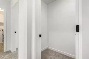 5337 W Royal Palm Rd, Glendale, AZ 85302 - Photo 20