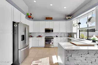 907 E Carlise Road, Phoenix, AZ 85086 - Photo 12