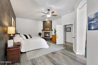 907 E Carlise Road, Phoenix, AZ 85086 - Photo 18