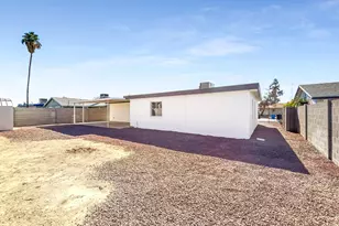 4244 E Saint Catherine Ave, Phoenix, AZ 85042 - Photo 8