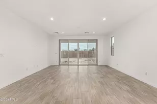 5423 W Royal Palm Rd, Glendale, AZ 85302 - Photo 4