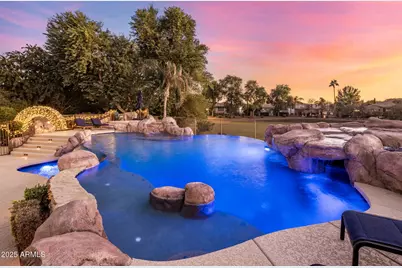 813 E Fieldstone Place, Chandler, AZ 85249 - Photo 1