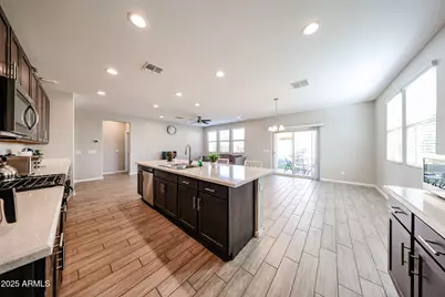 19446 W Jackson Street, Buckeye, AZ 85326 - Photo 4