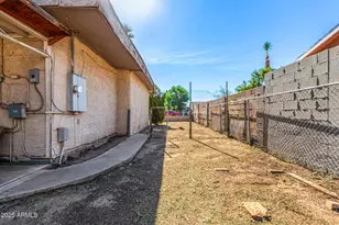 616 W Mobile Ln, Phoenix, AZ 85041 - Photo 28