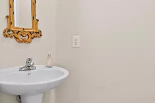 22025 N 103rd Ln, Peoria, AZ 85383 - Photo 12