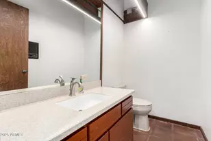 5275 N Camelhead Rd, Phoenix, AZ 85018 - Photo 54