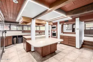 5275 N Camelhead Rd, Phoenix, AZ 85018 - Photo 22