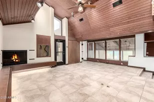 5275 N Camelhead Rd, Phoenix, AZ 85018 - Photo 12