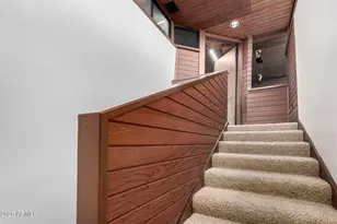 5275 N Camelhead Rd, Phoenix, AZ 85018 - Photo 26