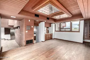 5275 N Camelhead Rd, Phoenix, AZ 85018 - Photo 14