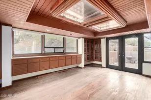 5275 N Camelhead Rd, Phoenix, AZ 85018 - Photo 16