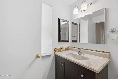 9201 W Long Hills Drive, Sun City, AZ 85351 - Photo 8