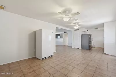 9201 W Long Hills Drive, Sun City, AZ 85351 - Photo 30