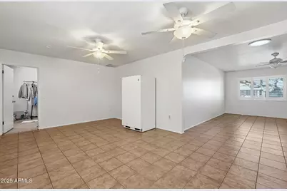 9201 W Long Hills Drive, Sun City, AZ 85351 - Photo 12