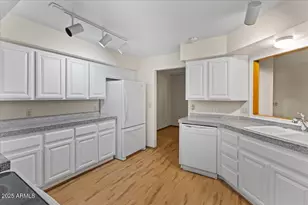 5750 N 10th St, Phoenix, AZ 85014 - Photo 20