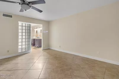 5750 N 10th Street #5, Phoenix, AZ 85014 - Photo 24