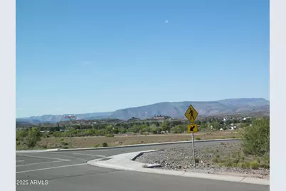 1660 Buena Vista Drive #15, Clarkdale, AZ 86324 - Photo 4